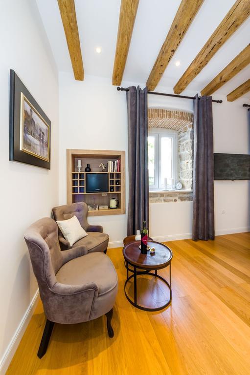 Emporio Boutique Suite 扎达尔 外观 照片